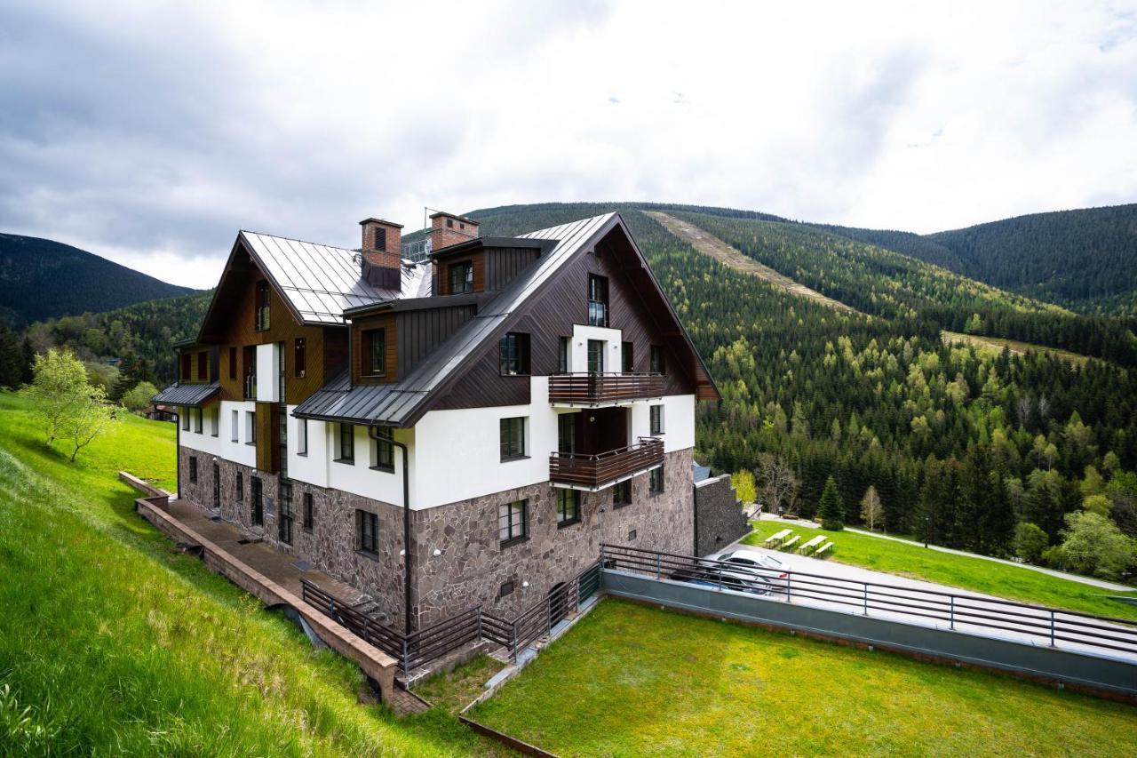 Apartman Svaty Petr Spindleruv Mlyn Bagian luar foto